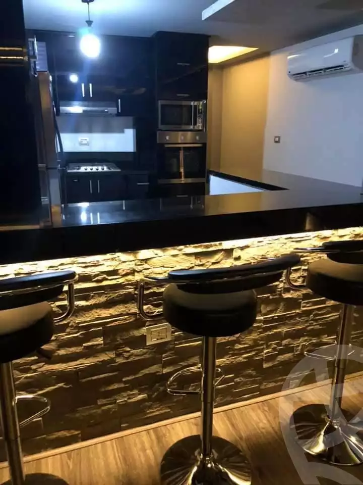 https://aqarmap.com.eg/en/listing/4231664-for-sale-cairo-heliopolis-triumph-square-abd-el-aziz-ismail-st