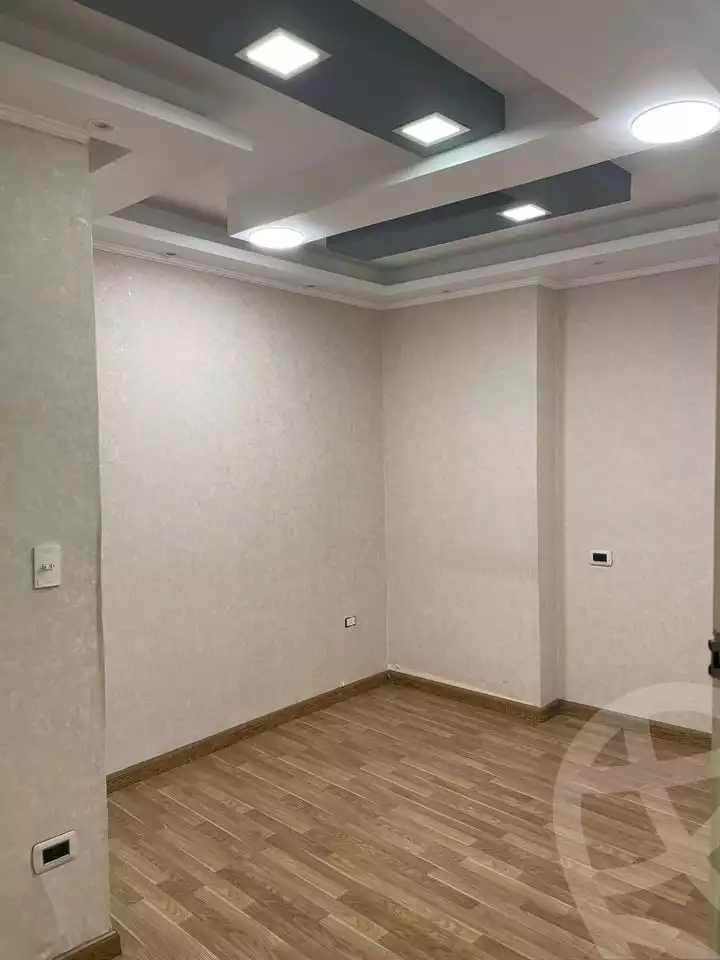 https://aqarmap.com.eg/ar/listing/4238794-for-rent-alexandria-sidi-gaber-hany-ali-kamel-st