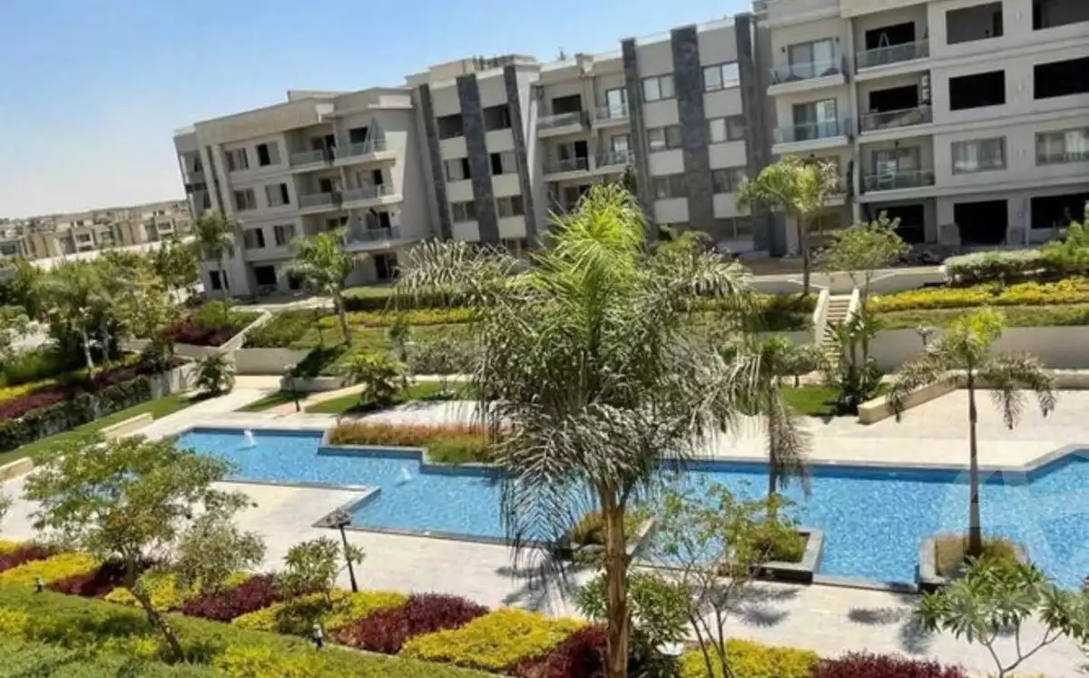 https://aqarmap.com.eg/en/listing/4239331-for-sale-cairo-new-cairo-compounds-galleria-moon-valley