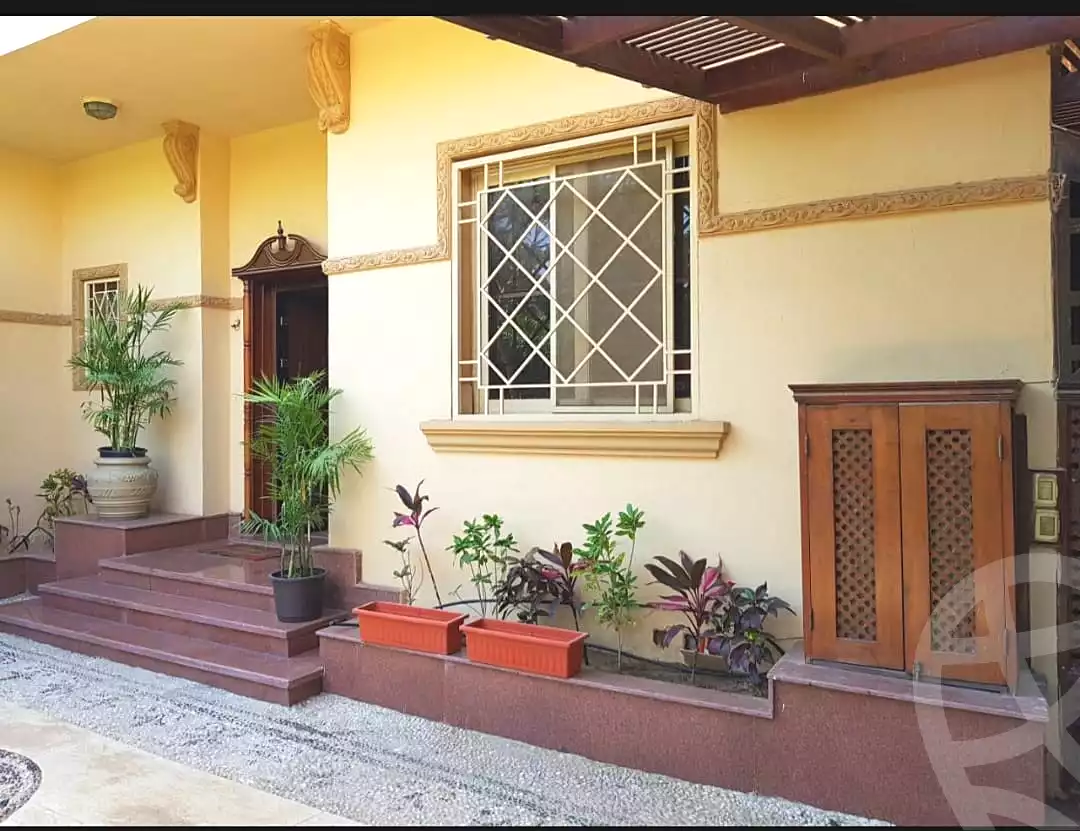 https://aqarmap.com.eg/en/listing/4240732-for-rent-cairo-new-cairo-compounds-galleria-moon-valley
