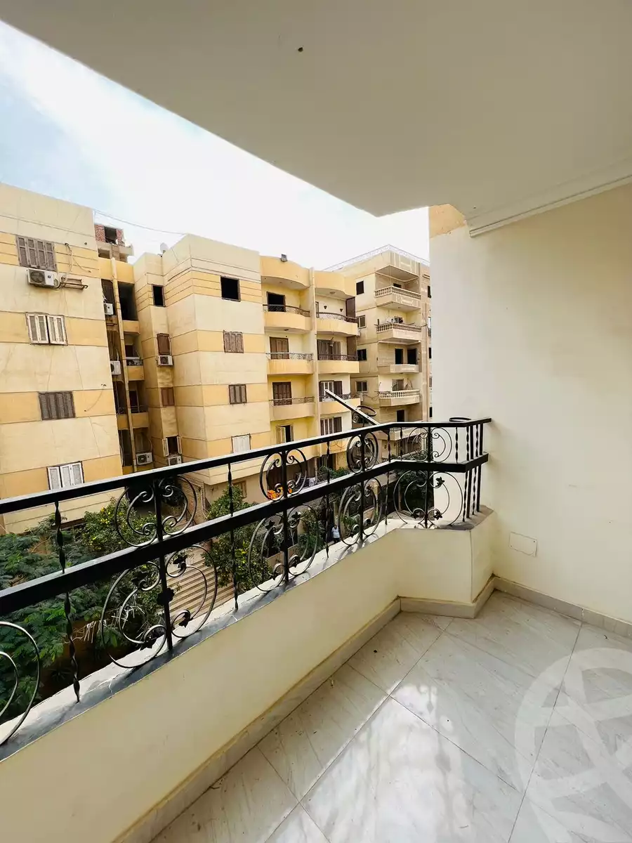 https://aqarmap.com.eg/en/listing/4243954-for-sale-cairo-cairo-hdyq-lhrm-mntq-s
