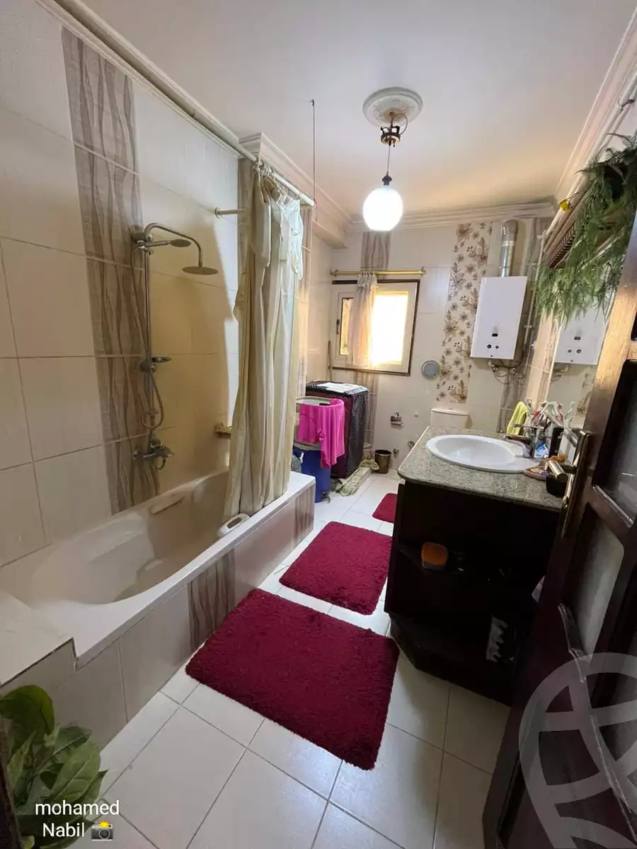 https://aqarmap.com.eg/ar/listing/4245454-for-sale-cairo-hdyq-lhrm--bwb-hms