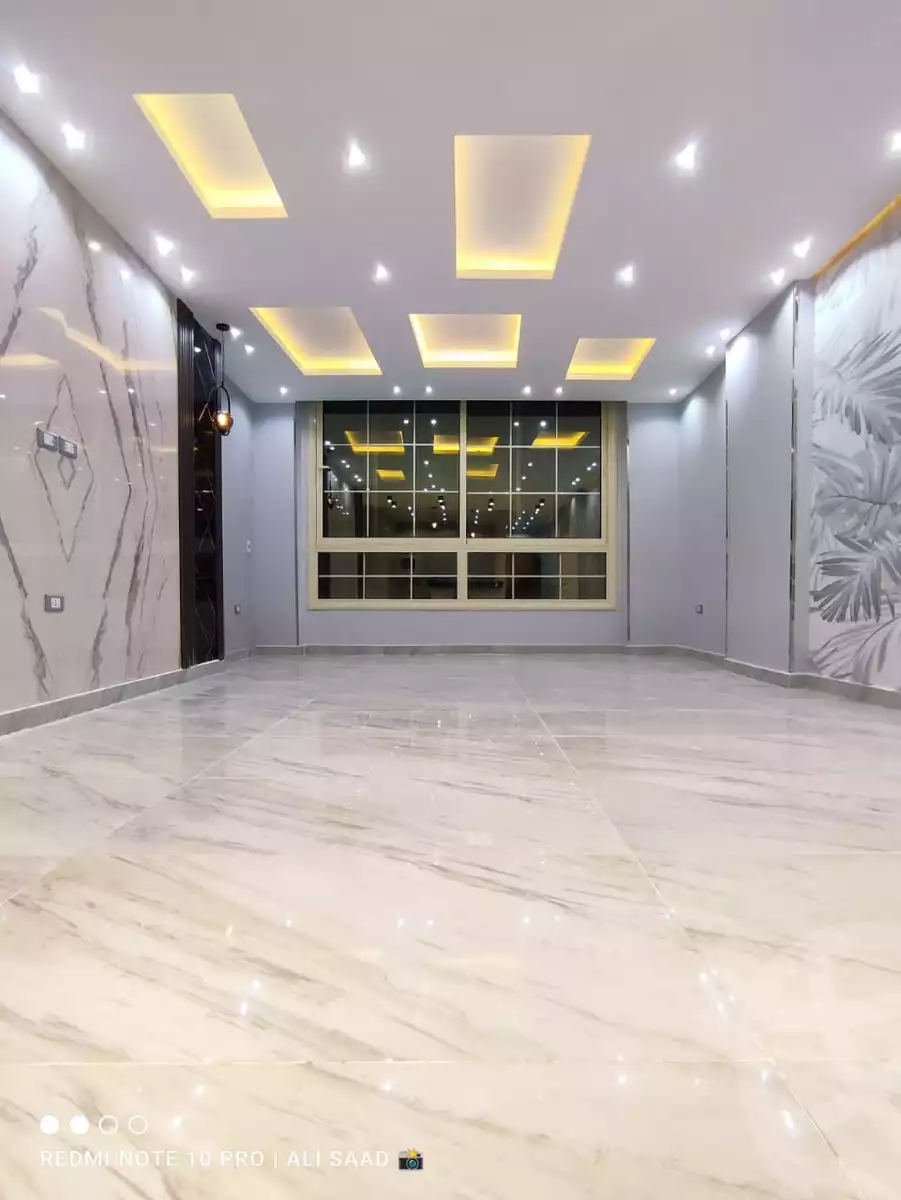 https://aqarmap.com.eg/en/listing/4246608-for-sale-cairo-cairo-hdyq-lhrm-lmntqh-l