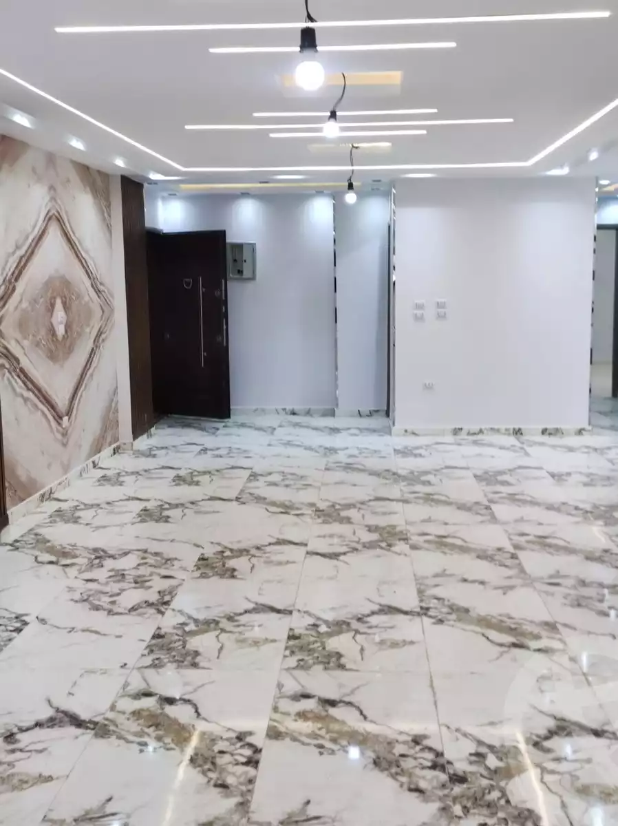 https://aqarmap.com.eg/en/listing/4247912-for-sale-cairo-cairo-hdyq-lhrm-lmntqh-l