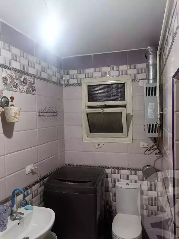 https://aqarmap.com.eg/en/listing/4252323-for-sale-cairo-ain-shams-6-october-st