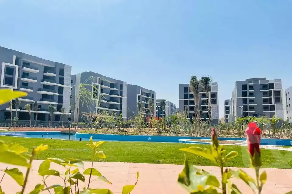 https://aqarmap.com.eg/ar/listing/4255148-for-sale-cairo-6th-of-october-compound-sun-capital