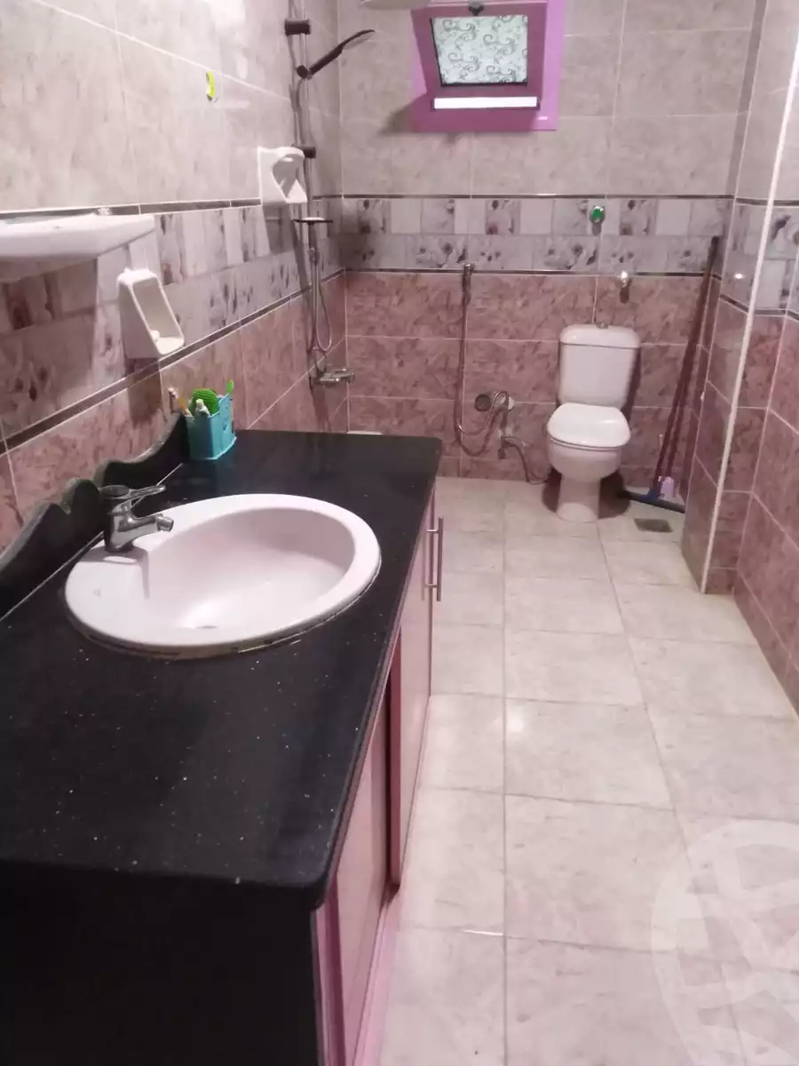 https://aqarmap.com.eg/en/listing/4258550-for-sale-beheira-kafr-el-dawar-shr-lmhkm