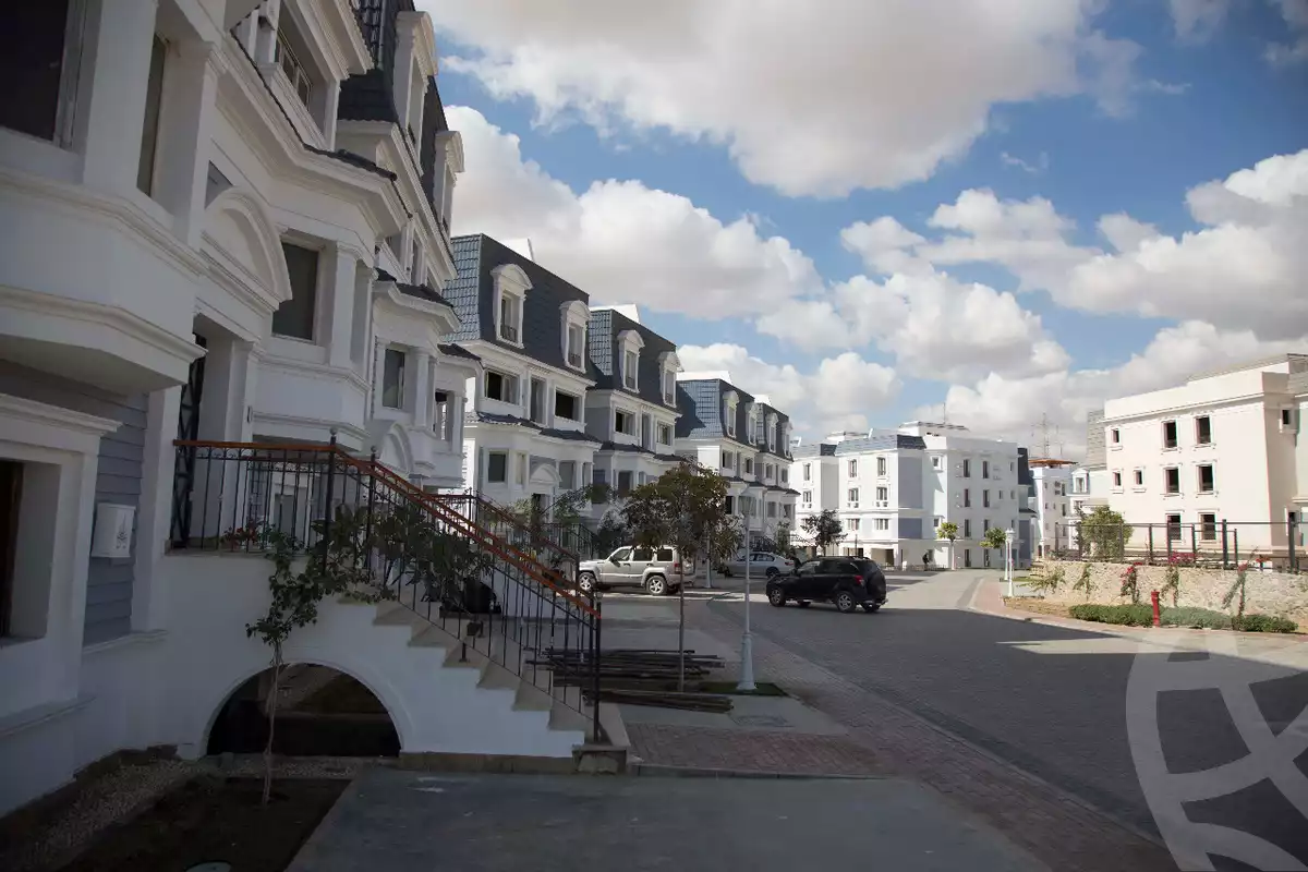 https://aqarmap.com.eg/en/listing/4258737-for-sale-cairo-6th-of-october-compounds-mountain-view-giza-plateau