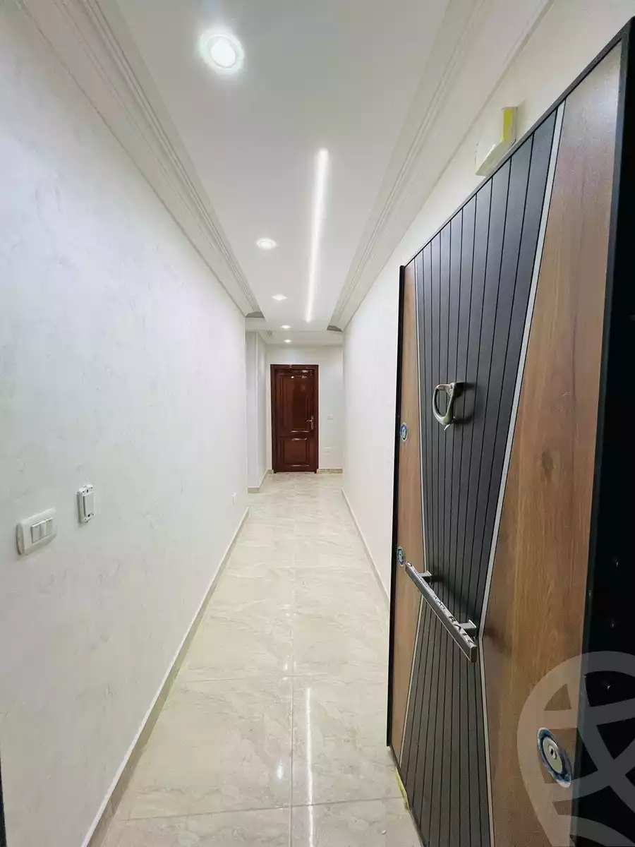 https://aqarmap.com.eg/en/listing/4261942-for-sale-cairo-cairo-hdyq-lhrm-lmntqh-l