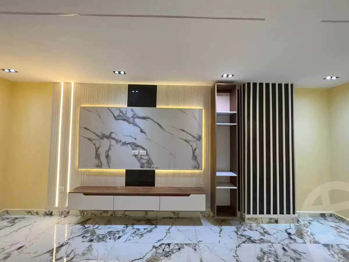 https://aqarmap.com.eg/en/listing/4262262-for-sale-cairo-cairo-hdyq-lhrm-lmntqh-k