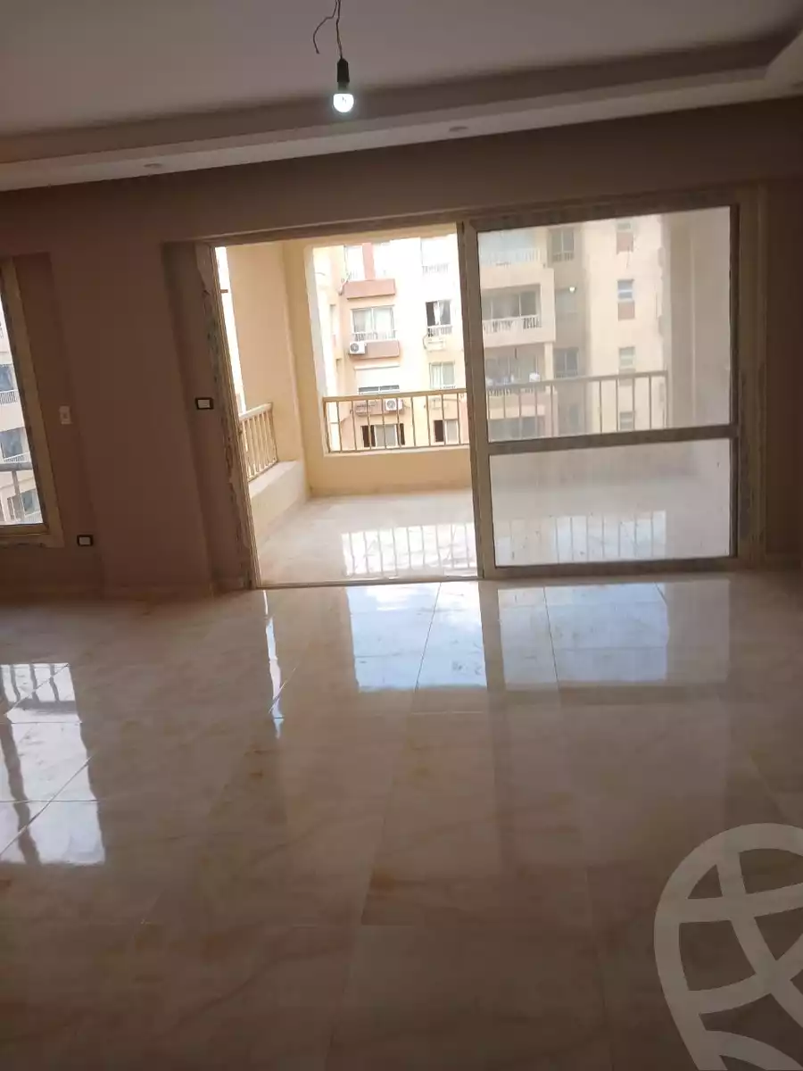 https://aqarmap.com.eg/ar/listing/4266051-for-rent-cairo-6th-of-october-compound-garden-hills