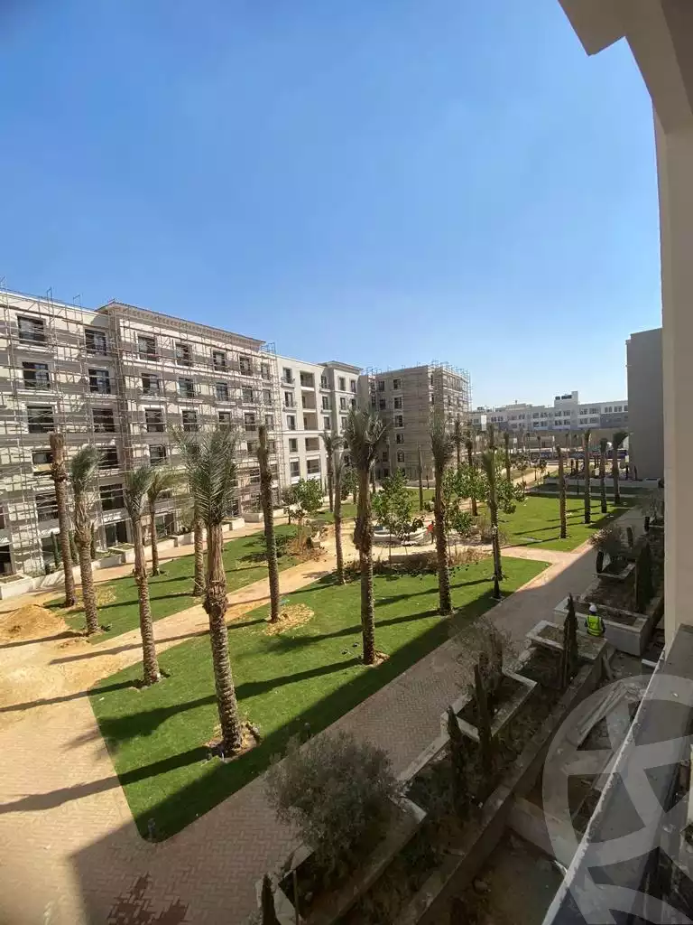https://aqarmap.com.eg/en/listing/4268532-for-sale-cairo-el-sheikh-zayed-city-compounds-kmbwnd-fyldj-wyst-dr-llttwyr