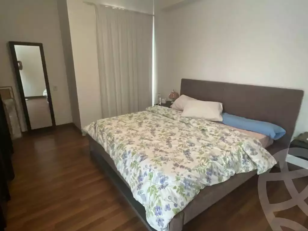 https://aqarmap.com.eg/en/listing/4268945-for-rent-cairo-6th-of-october-compound-palm-parks