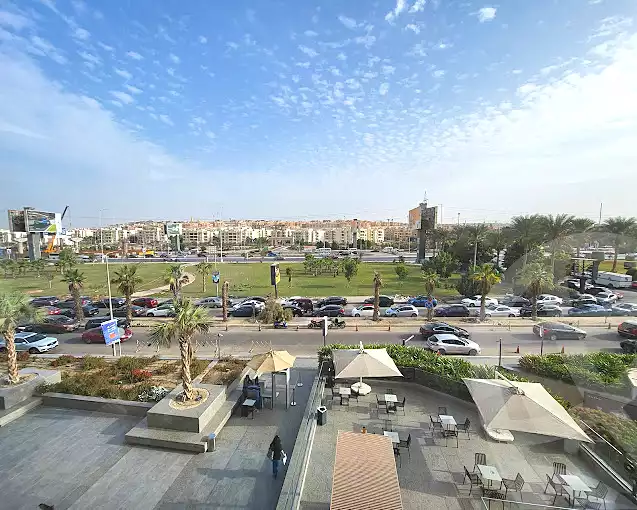 https://aqarmap.com.eg/en/listing/4269966-for-sale-cairo-el-sheikh-zayed-city-compounds-majarrah-mall