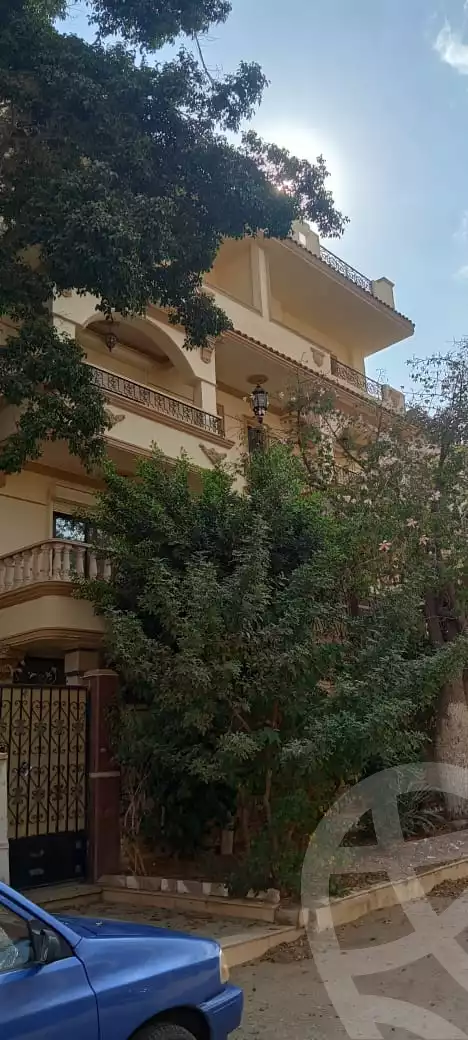 https://aqarmap.com.eg/en/listing/4273705-for-sale-cairo-el-shorouk-lhy-lthlth-grb-neighbourhood-2