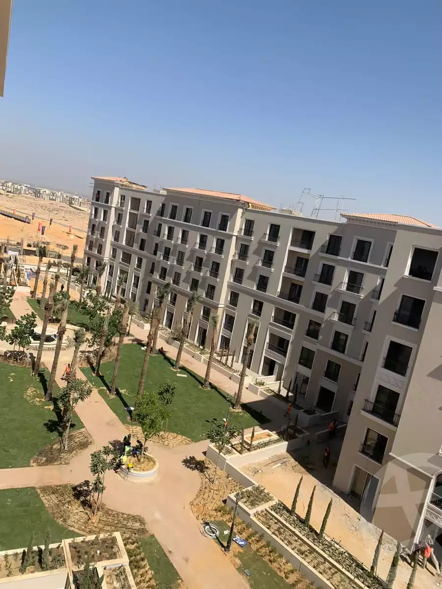https://aqarmap.com.eg/en/listing/4273915-for-sale-cairo-el-sheikh-zayed-city-compounds-kmbwnd-fyldj-wyst-dr-llttwyr