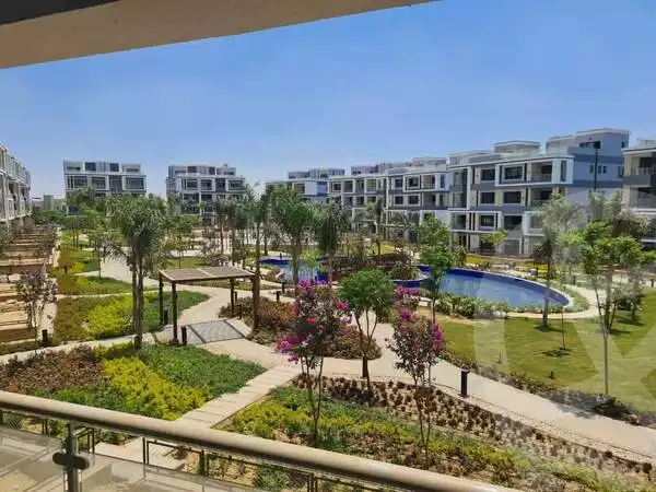 https://aqarmap.com.eg/ar/listing/4274042-for-sale-cairo-el-sheikh-zayed-city-compounds-in-sheikh-zayed-beverly-hills