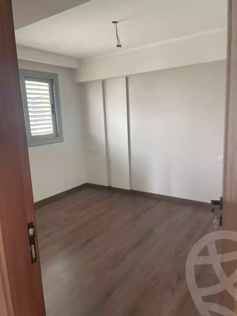 https://aqarmap.com.eg/ar/listing/4274153-for-sale-cairo-6th-of-october-compound-palm-parks