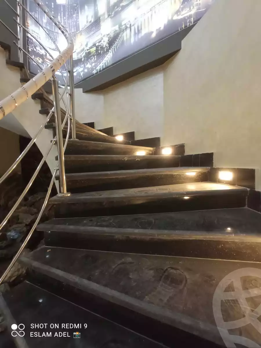 https://aqarmap.com.eg/en/listing/4275674-for-sale-cairo-cairo-hdyq-lhrm-lmntq-t