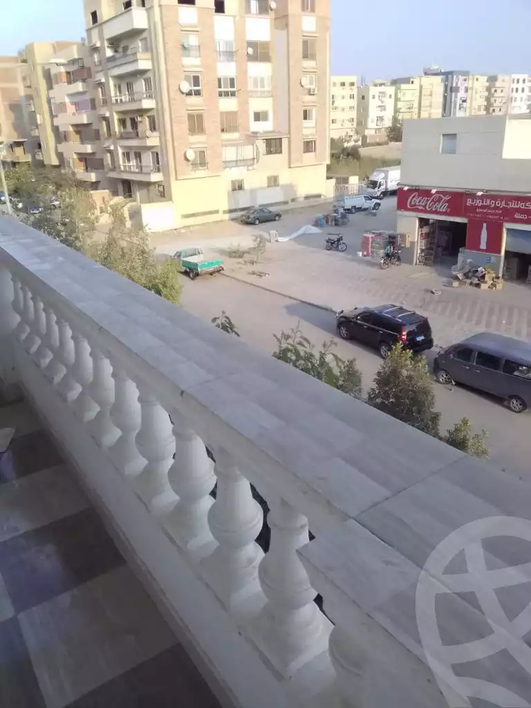 https://aqarmap.com.eg/en/listing/4276822-for-rent-cairo-6th-of-october-el-ahyaa-neighborhood-5th-street-2