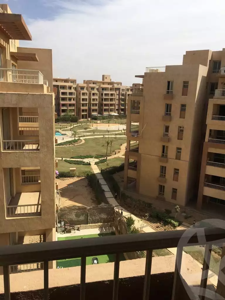 https://aqarmap.com.eg/ar/listing/4278431-for-rent-cairo-new-cairo-compounds-hrt-wwrk-mountain-view-icity
