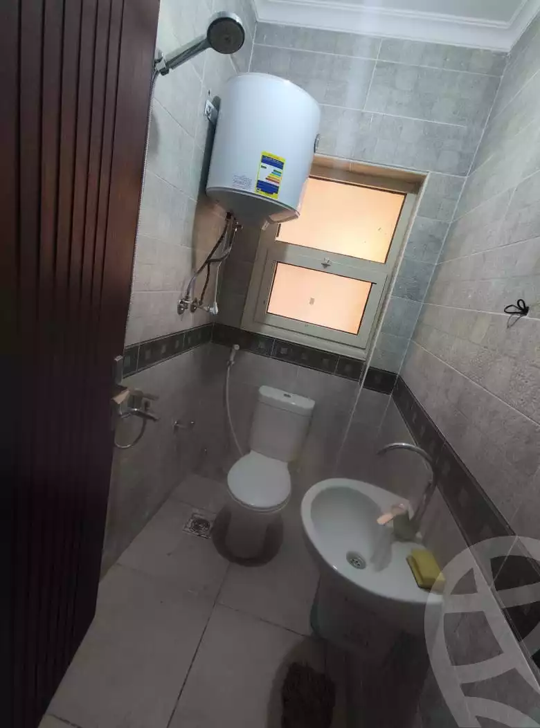 https://aqarmap.com.eg/ar/listing/4278431-for-rent-cairo-new-cairo-compounds-hrt-wwrk-mountain-view-icity