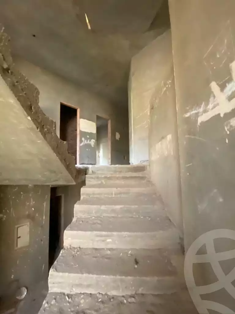 https://aqarmap.com.eg/en/listing/4281005-for-sale-cairo-new-cairo-compounds-zizinia-city