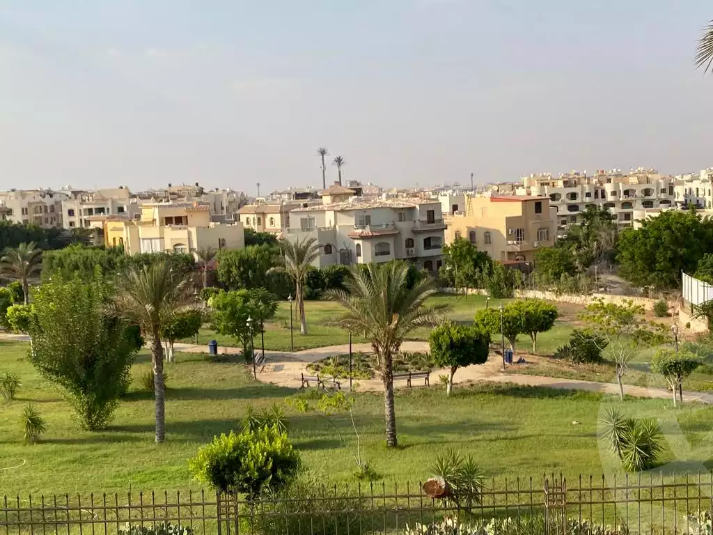 https://aqarmap.com.eg/en/listing/4281005-for-sale-cairo-new-cairo-compounds-zizinia-city