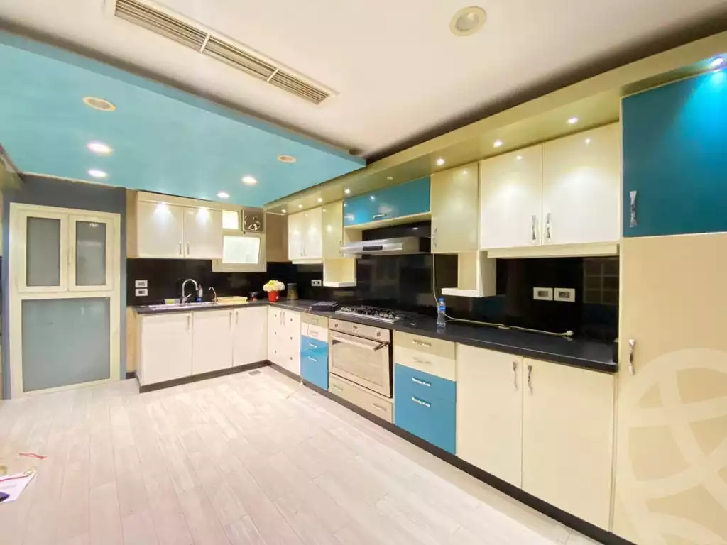 https://aqarmap.com.eg/ar/listing/4293876-for-sale-cairo-el-sheikh-zayed-city-compounds-in-sheikh-zayed-el-rabwa