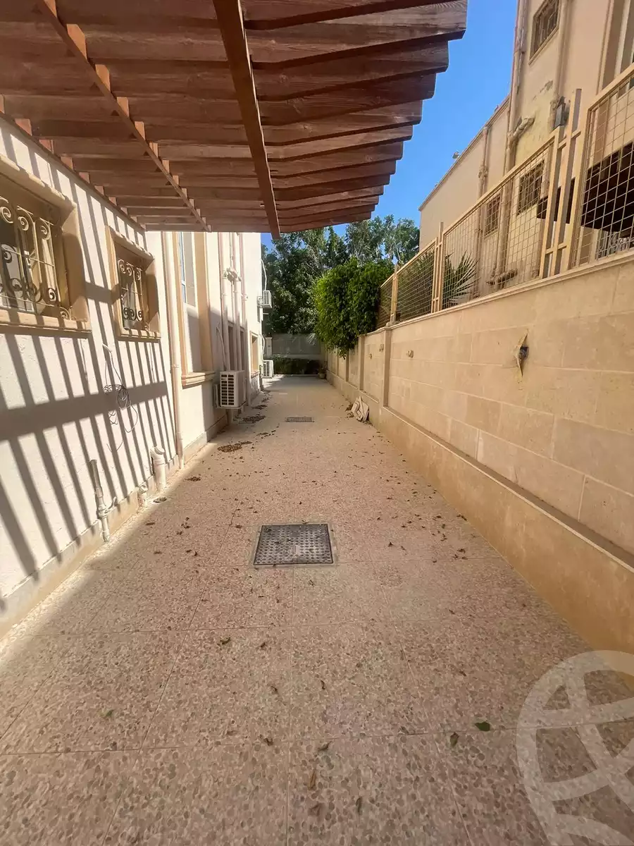 https://aqarmap.com.eg/en/listing/4299063-for-sale-cairo-el-sheikh-zayed-city-compounds-greens