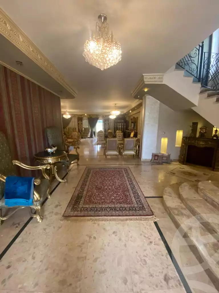 https://aqarmap.com.eg/ar/listing/4299388-for-sale-cairo-new-cairo-ltjm-lkhms-90th-street-90th:-between-mountain-view-roundabout-and-auc