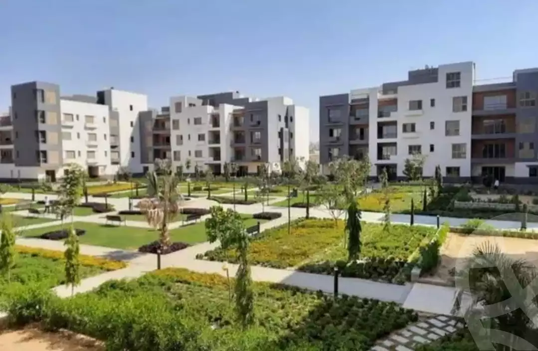 https://aqarmap.com.eg/en/listing/4218830-for-sale-cairo-6th-of-october-compound-aeon