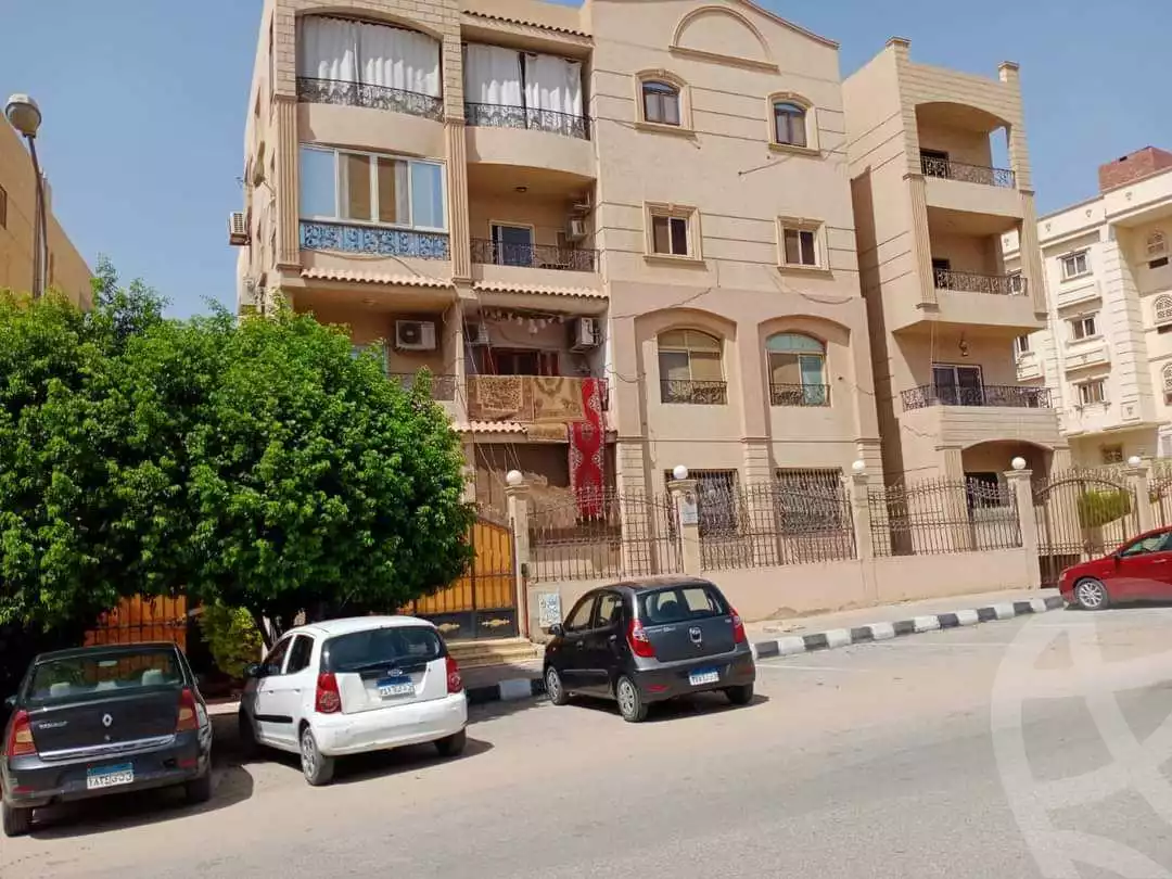 https://aqarmap.com.eg/en/listing/4301862-for-sale-cairo-al-oubour-el-hay-el-awal