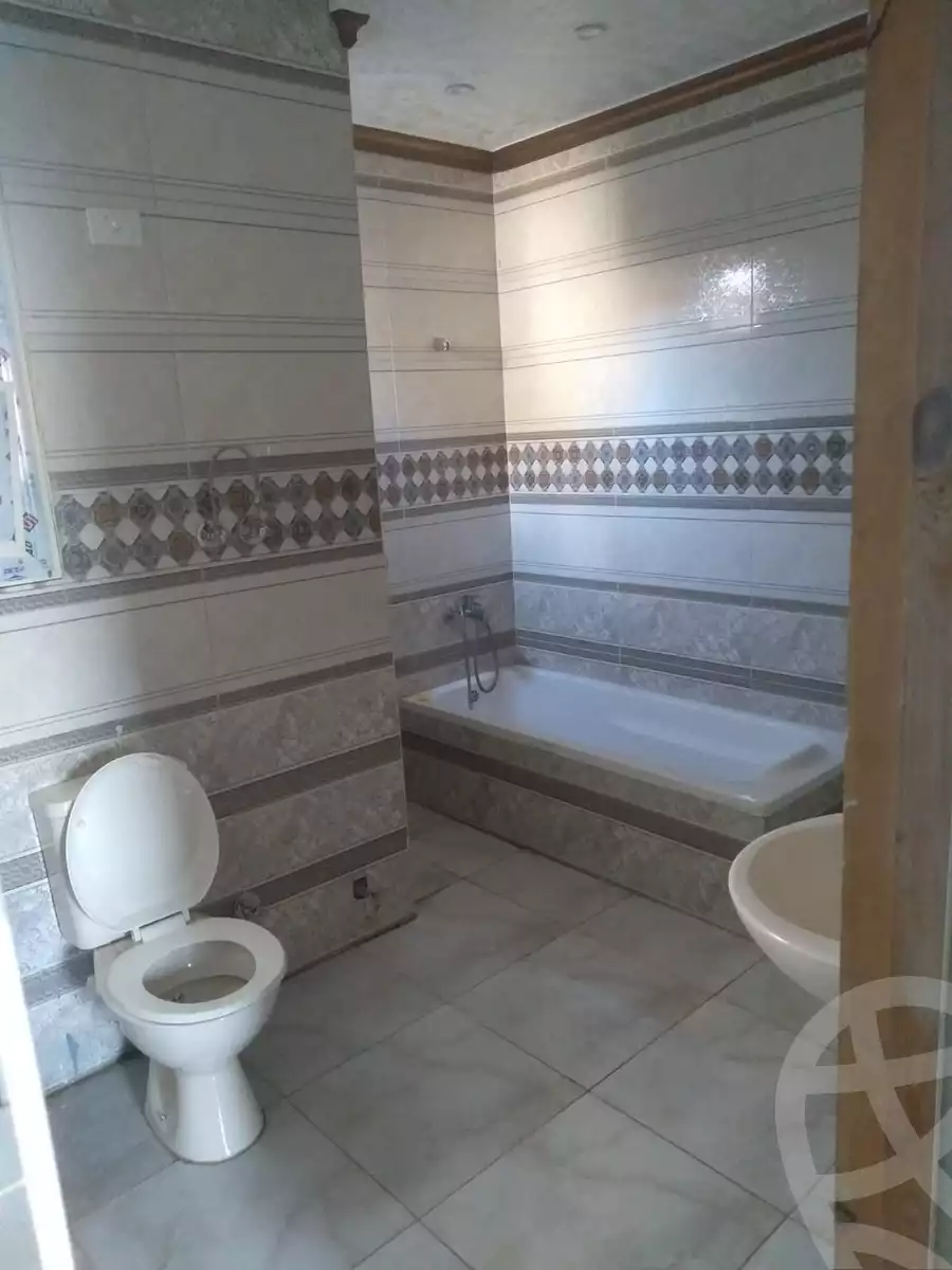 https://aqarmap.com.eg/ar/listing/4302305-for-rent-cairo-el-zaytun-lzytwn-lshrqy-toman-bai-st