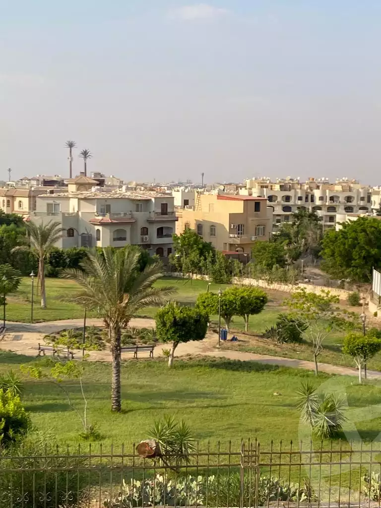 https://aqarmap.com.eg/en/listing/4304976-for-sale-cairo-new-cairo-compounds
