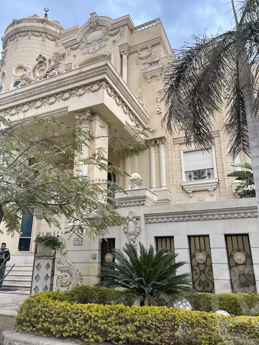 https://aqarmap.com.eg/en/listing/4305319-for-sale-cairo-al-oubour-golf-city