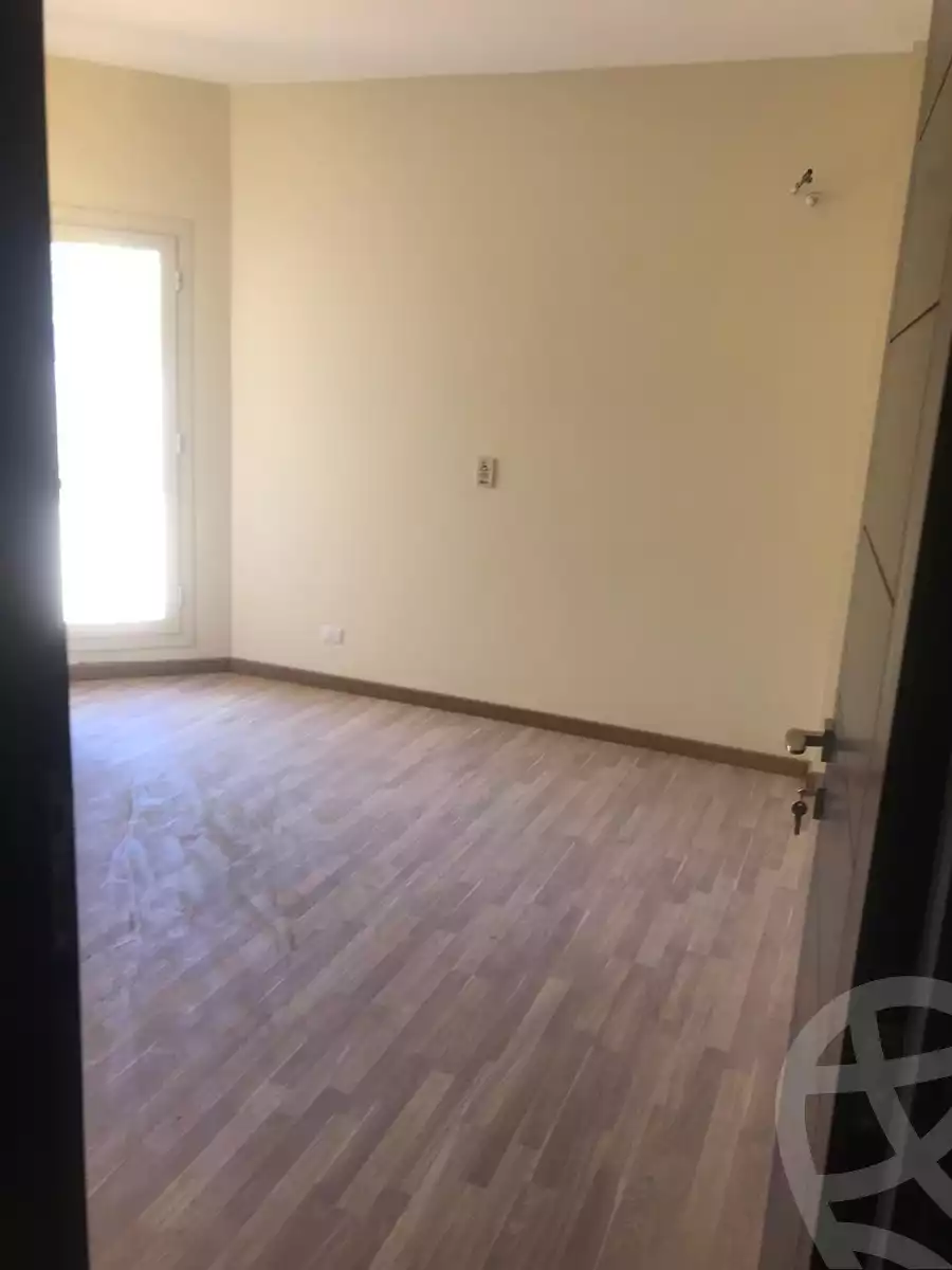 https://aqarmap.com.eg/en/listing/4317254-for-rent-cairo-el-sheikh-zayed-city-compounds-dh-drys