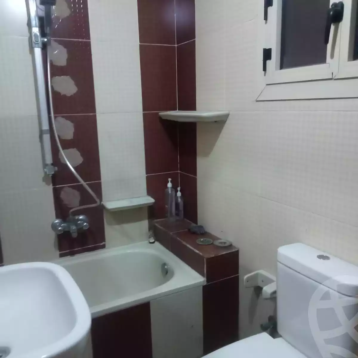 https://aqarmap.com.eg/ar/listing/4319264-for-rent-cairo-faisal-el-talbeya-mohamed-refae