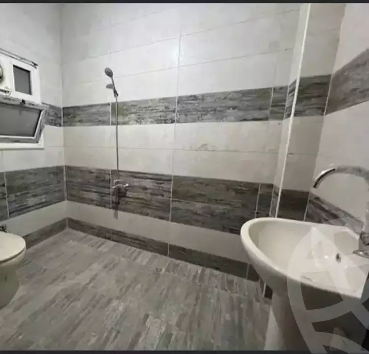 https://aqarmap.com.eg/en/listing/4322570-for-rent-cairo-downtown-down-town