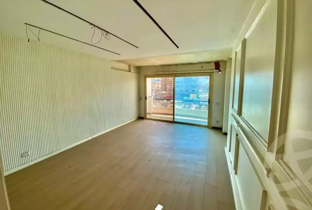 https://aqarmap.com.eg/en/listing/4324766-for-rent-cairo-6th-of-october-lhsry