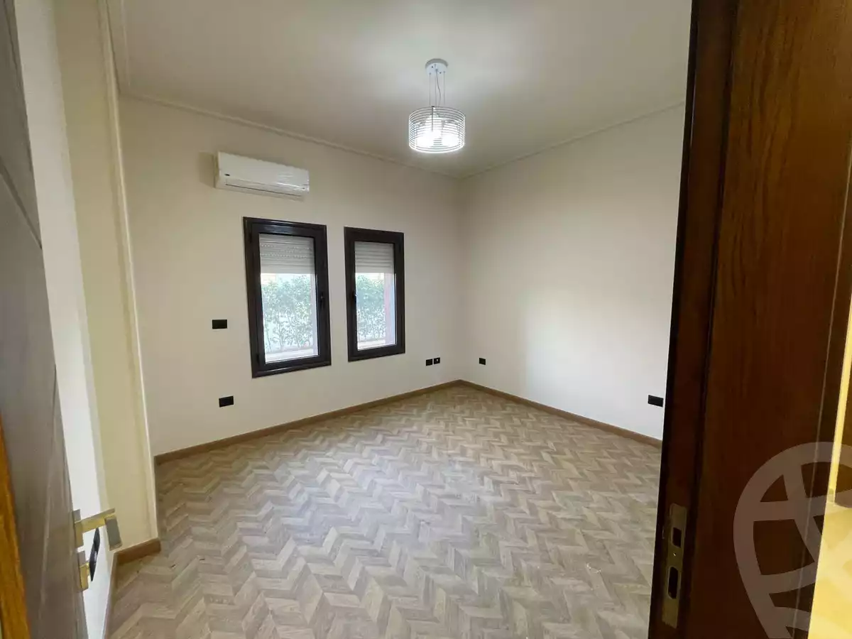 https://aqarmap.com.eg/en/listing/4328321-for-sale-cairo-6th-of-october-compounds-kmbwnd-jryn-6-mbny-drys