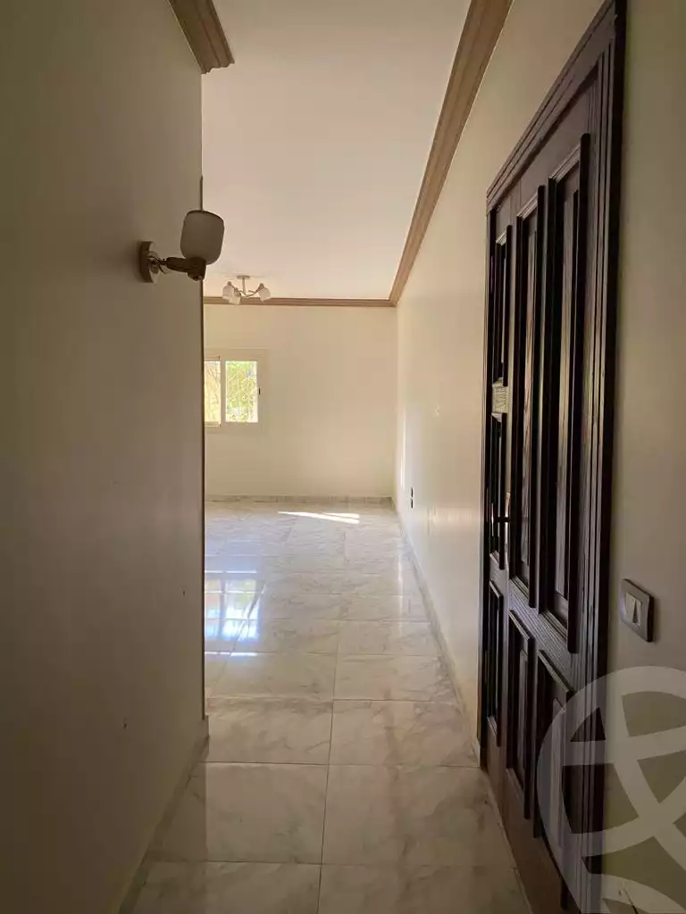 https://aqarmap.com.eg/ar/listing/4316714-for-sale-cairo-new-cairo-compounds-dh-ykwn-ryzdns-styl-hwm