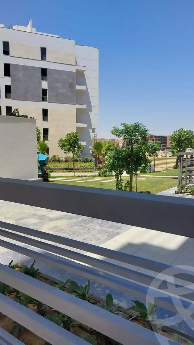 https://aqarmap.com.eg/en/listing/4330855-for-sale-cairo-new-cairo-compounds-dh-ykwn-ryzdns-styl-hwm