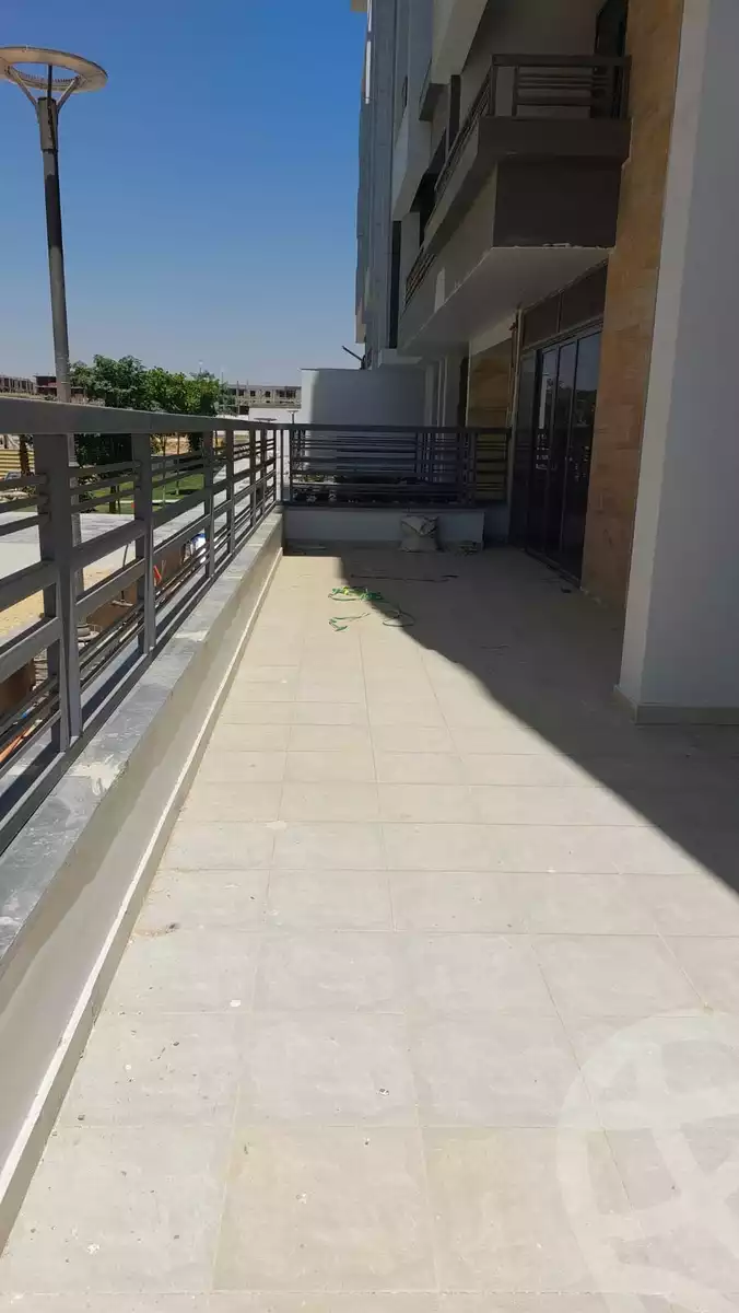 https://aqarmap.com.eg/en/listing/4330855-for-sale-cairo-new-cairo-compounds-dh-ykwn-ryzdns-styl-hwm