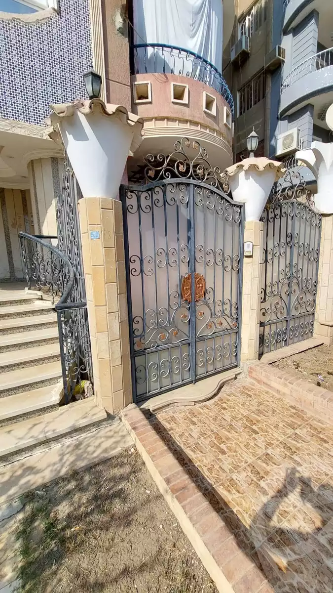 https://aqarmap.com.eg/ar/listing/4333019-for-sale-cairo-mokattam-shareaa-9