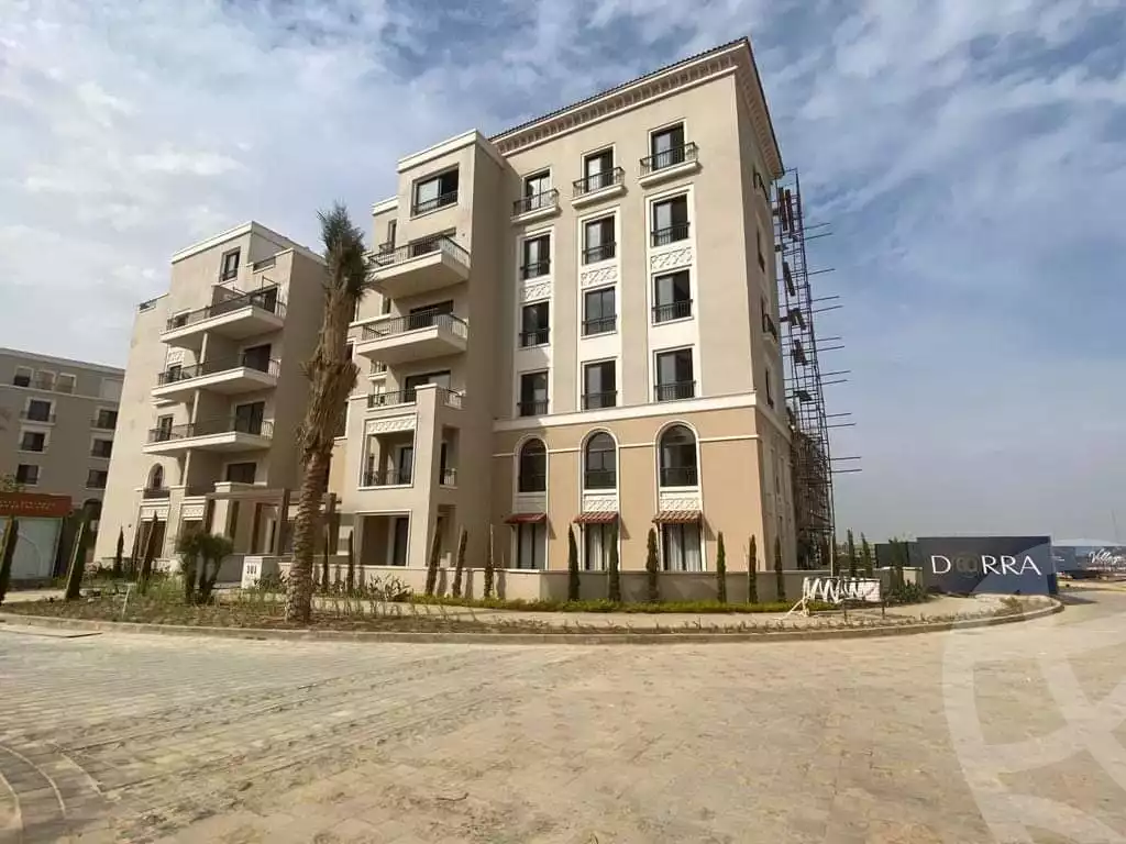 https://aqarmap.com.eg/en/listing/4333244-for-sale-cairo-el-sheikh-zayed-city-compounds-kmbwnd-fyldj-wyst-dr-llttwyr