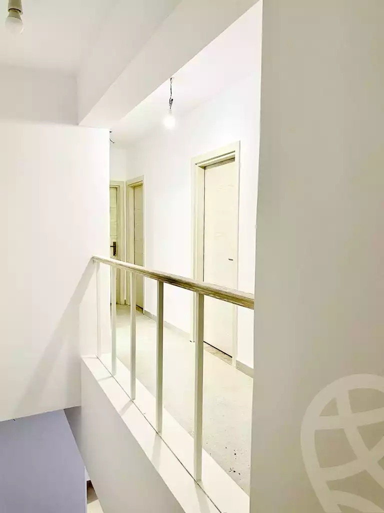 https://aqarmap.com.eg/ar/listing/4333352-for-rent-cairo-new-cairo-compounds-mountain-view-executive-residence