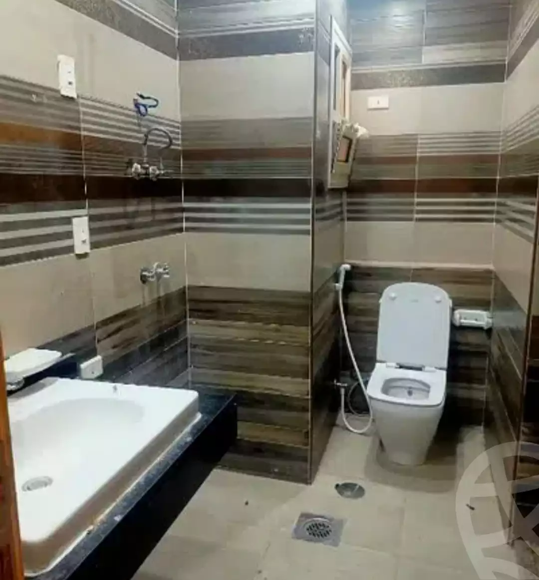 https://aqarmap.com.eg/en/listing/4335069-for-rent-cairo-nasr-city-genena-mall