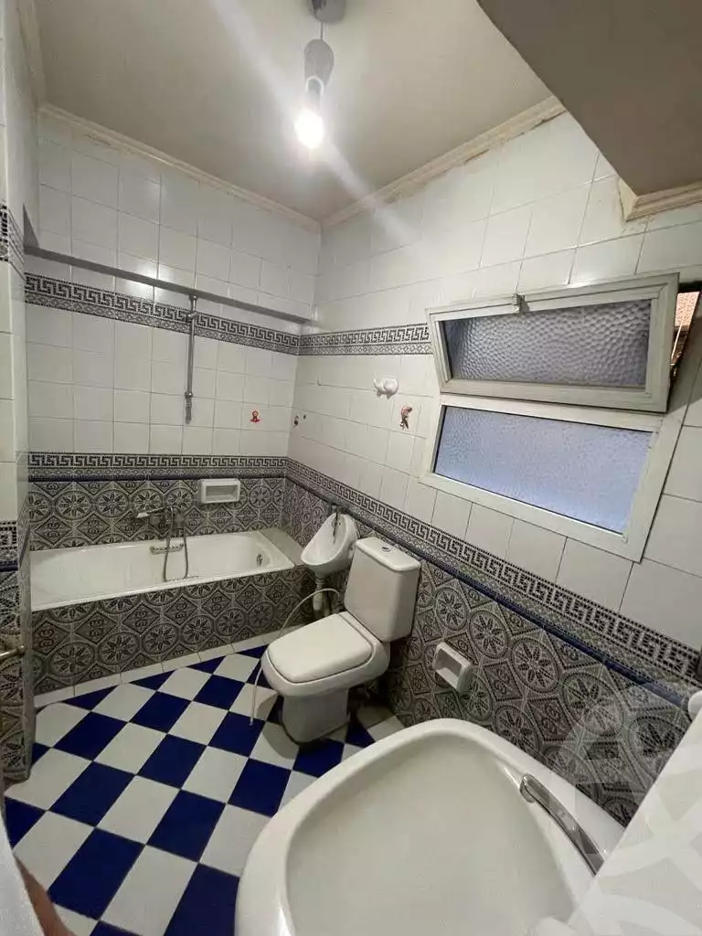 https://aqarmap.com.eg/en/listing/4335855-for-sale-cairo-heliopolis-triumph-square-othman-ibn-affan-st