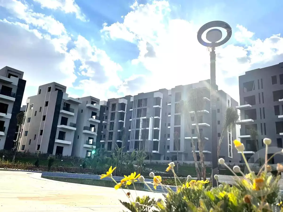 https://aqarmap.com.eg/ar/listing/4345097-for-sale-cairo-6th-of-october-compound-sun-capital